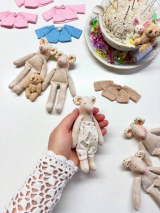 Pomalu se blíží poslední letošní trhy. A že jich bude. 😍 ✨ 18.10. jedu poprvé na řemeslný jarmark do Lysé nad Labem. Už se...