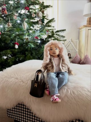 Všem ze srdce moc děkuji za lajky ❤️, které od vás dostává tato panenka. Věřte, že tohle je pro každého tvůrce ta největší...